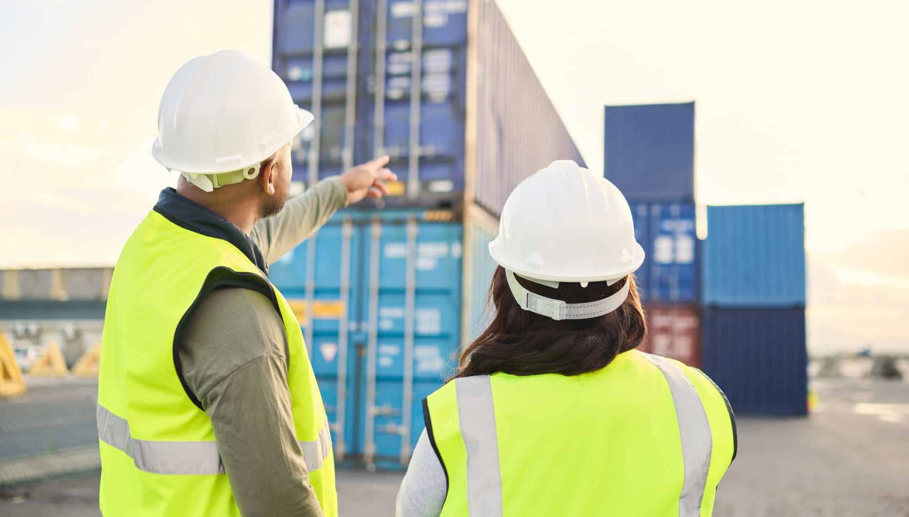 Cross Docking Adalah: Cari Tahu untuk Kelola Gudang Anda