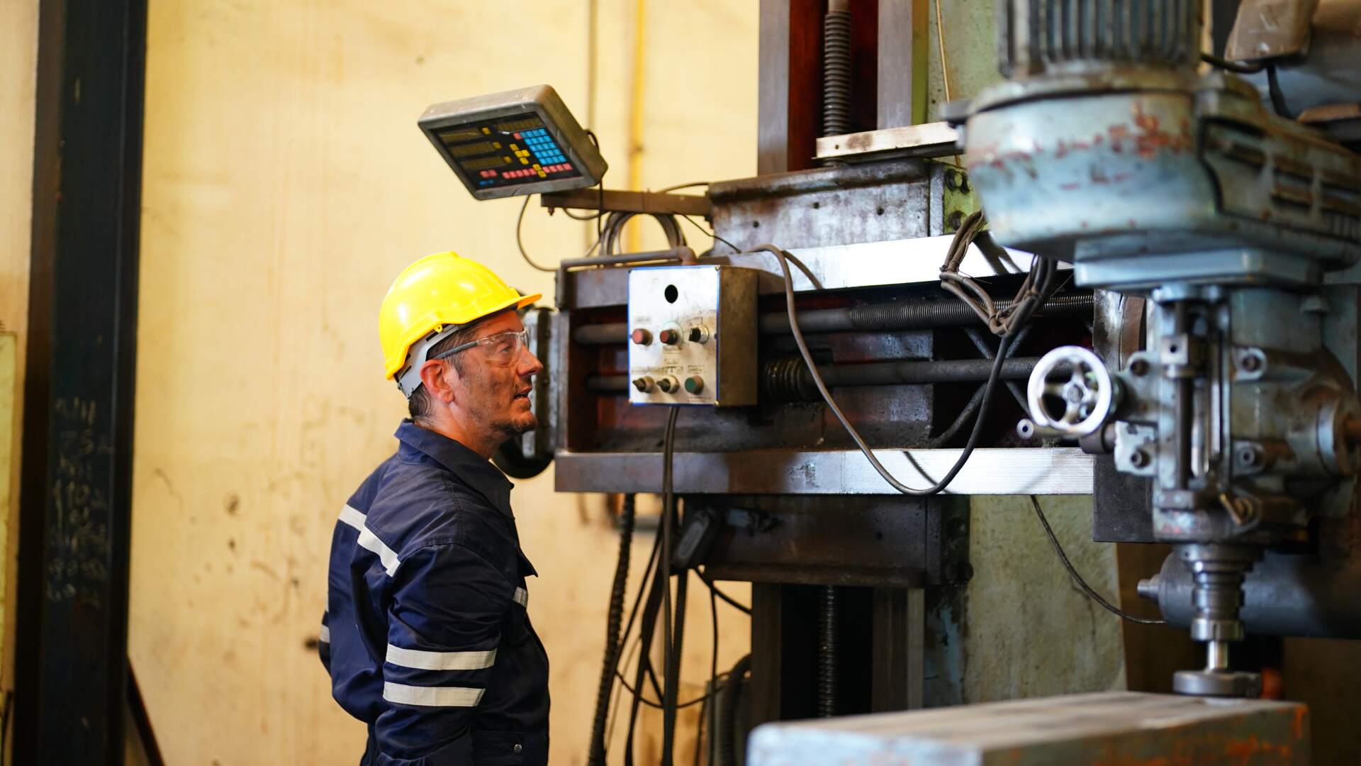 Jenis Jenis Perusahaan Manufaktur dan Penjelasannya